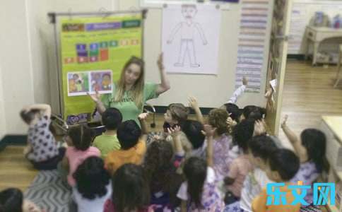 幼儿园大班教案《认识蚯蚓》含反思